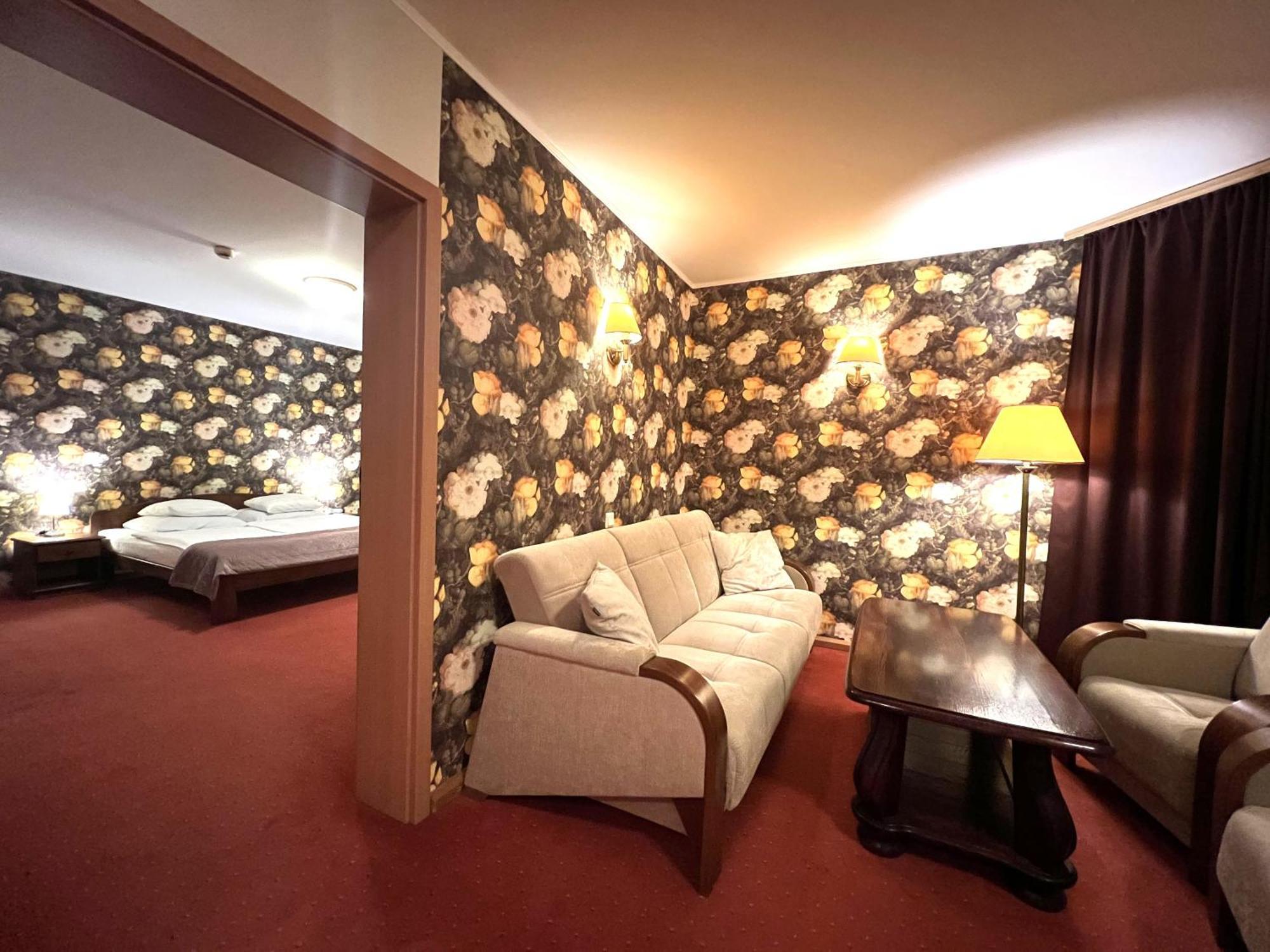 Hotel Kłodzko Eksteriør billede